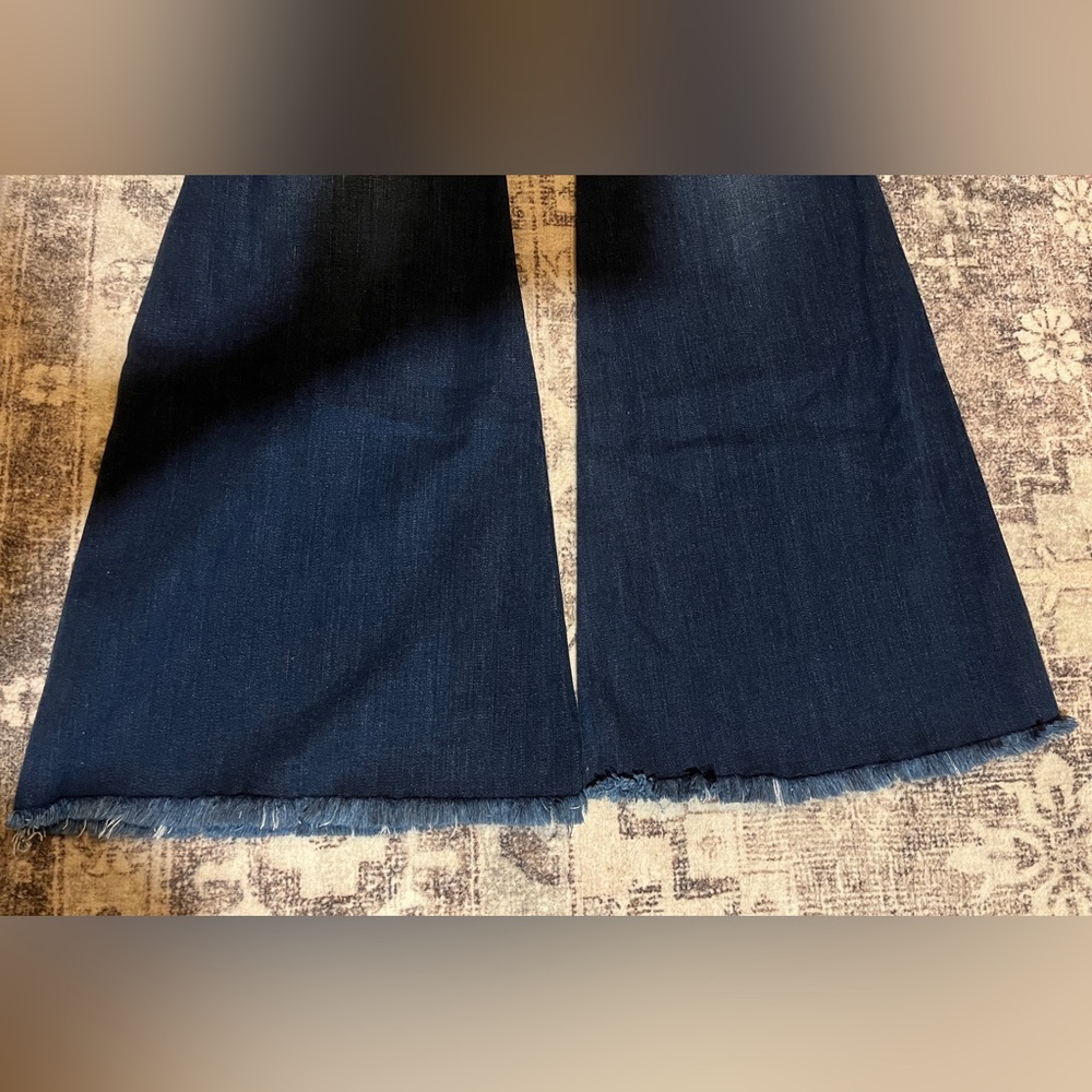 NWT KanCan High Rise Button Fly Flare. Distressed Detailing. - Picture 12 of 12